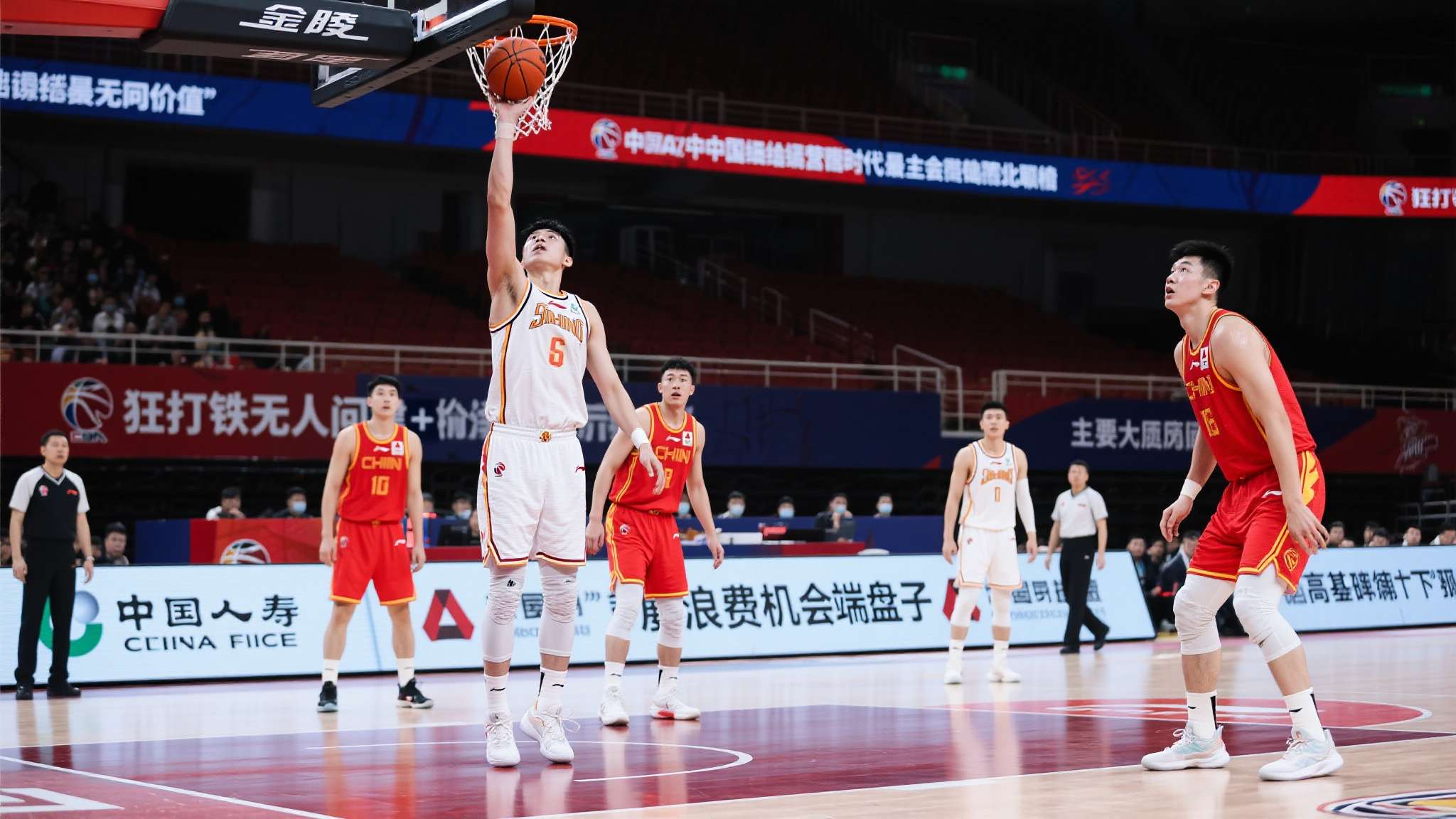 输吉林2分!揪出1个表现最差之人,罚球8中0 坑了北汽队 事实上,如今中国男篮职业联赛(CBA)逐渐进入精细化运营时代,每个回合都需要最大